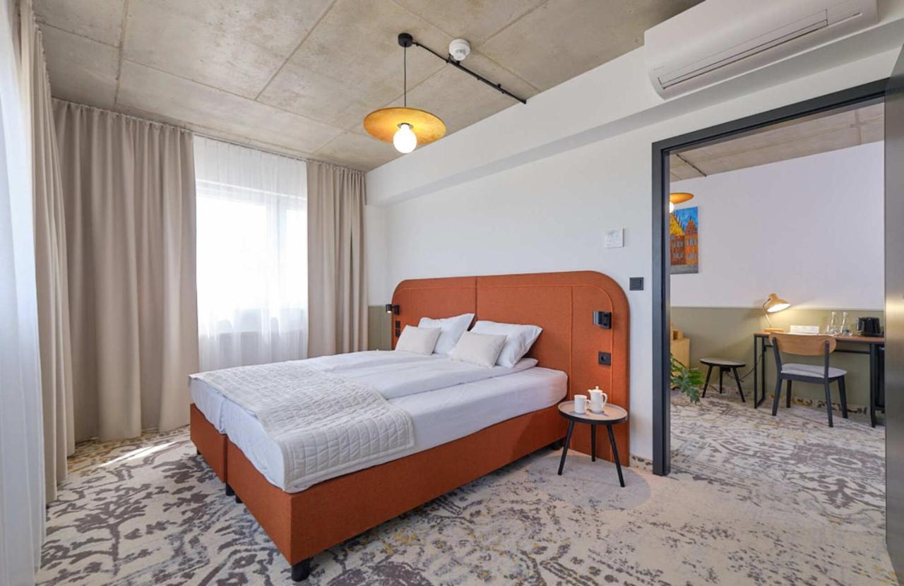 Arche Hotel Wroclaw Airport المظهر الخارجي الصورة
